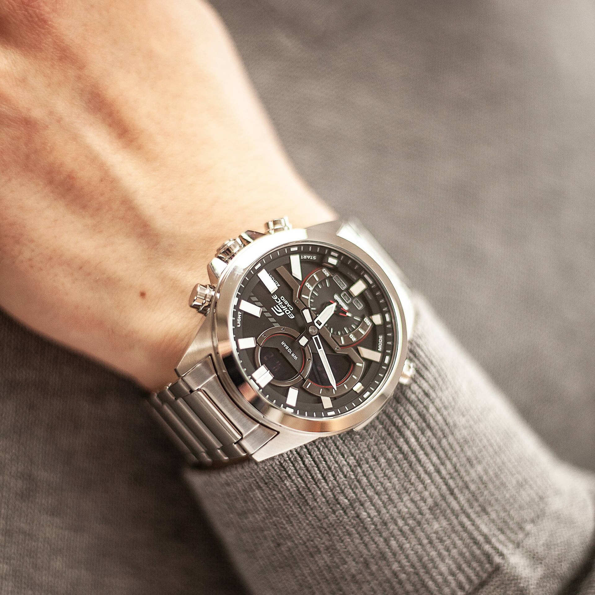 Edifice ECB-30D-1ADF