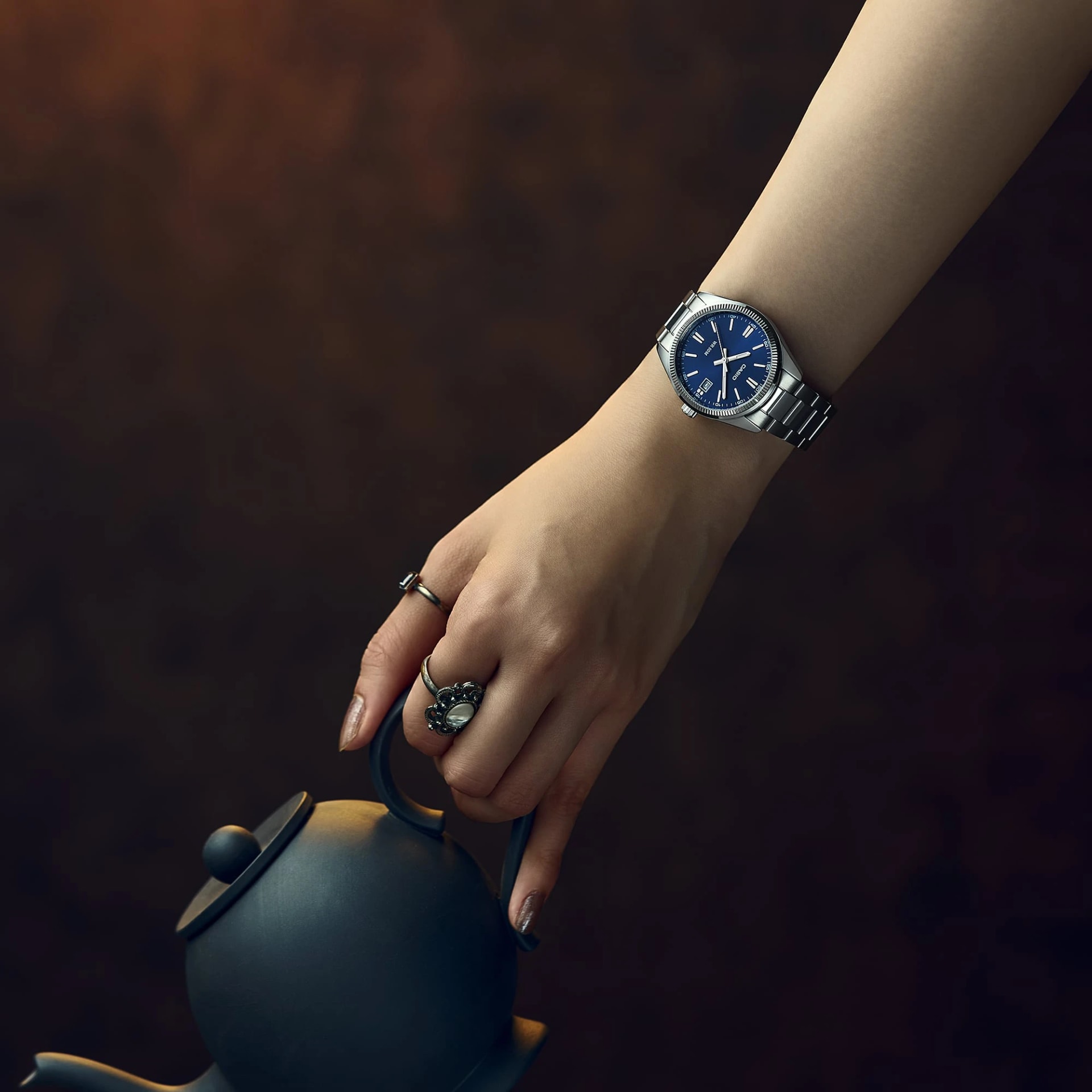 Casio Timeless UTP-1302PD-2A1VDF