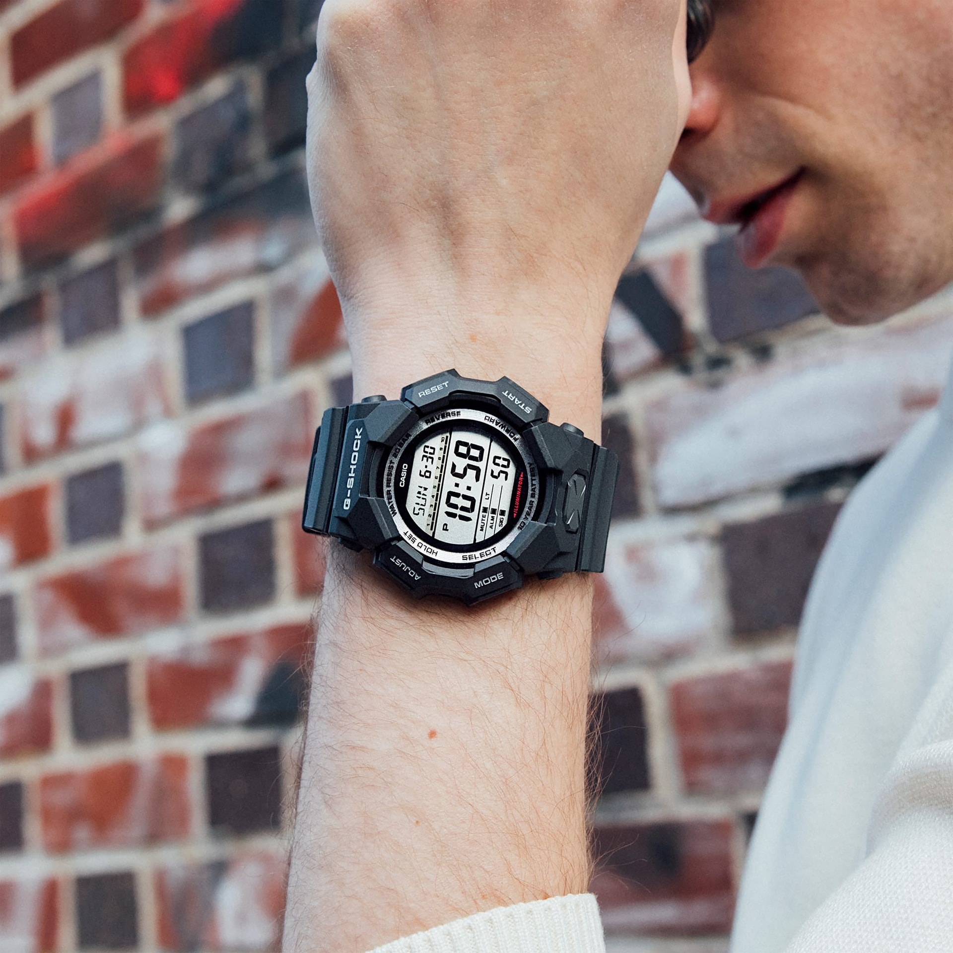 G-Shock GD-010-1DR