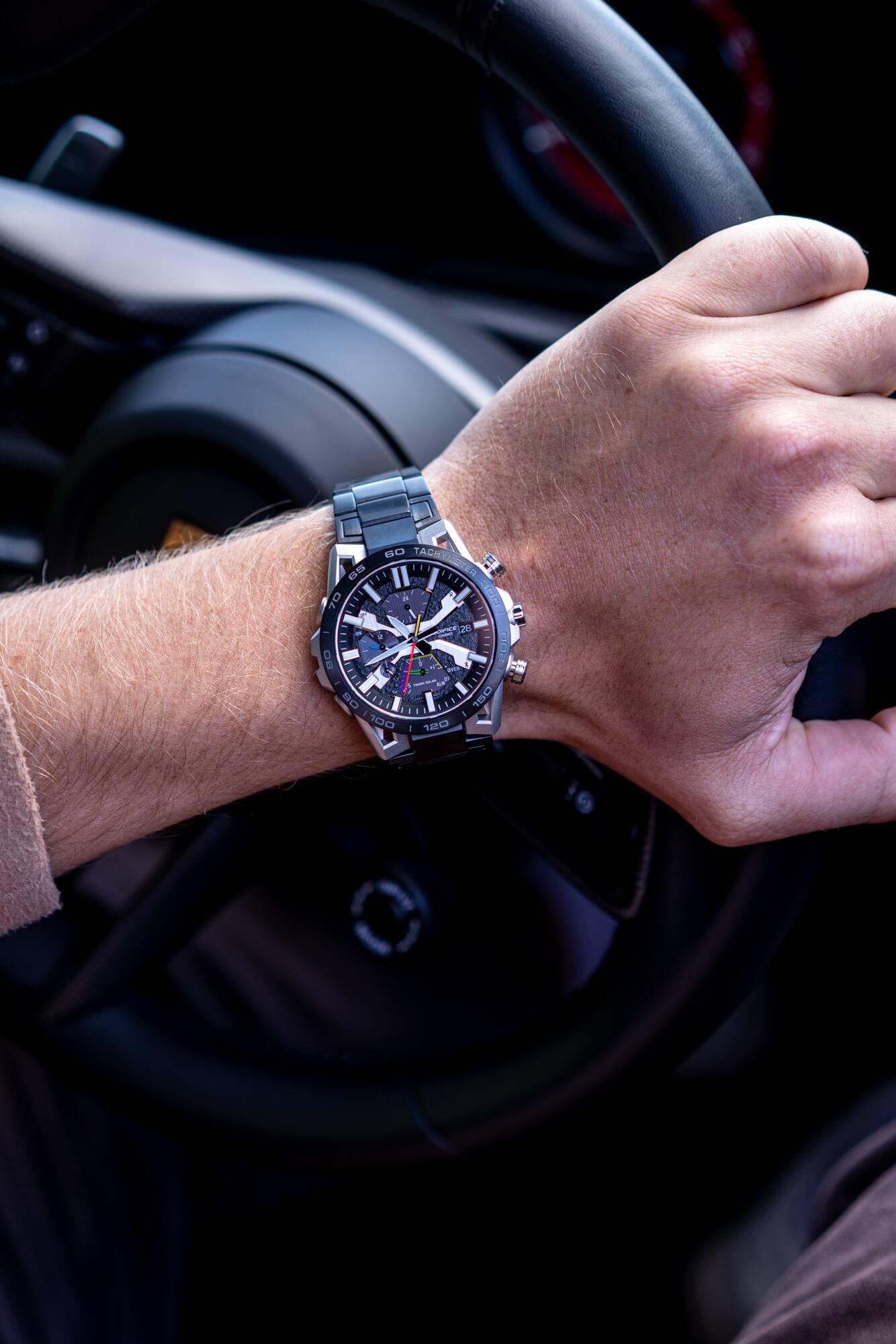 Edifice EQB-2000DC-1ADR