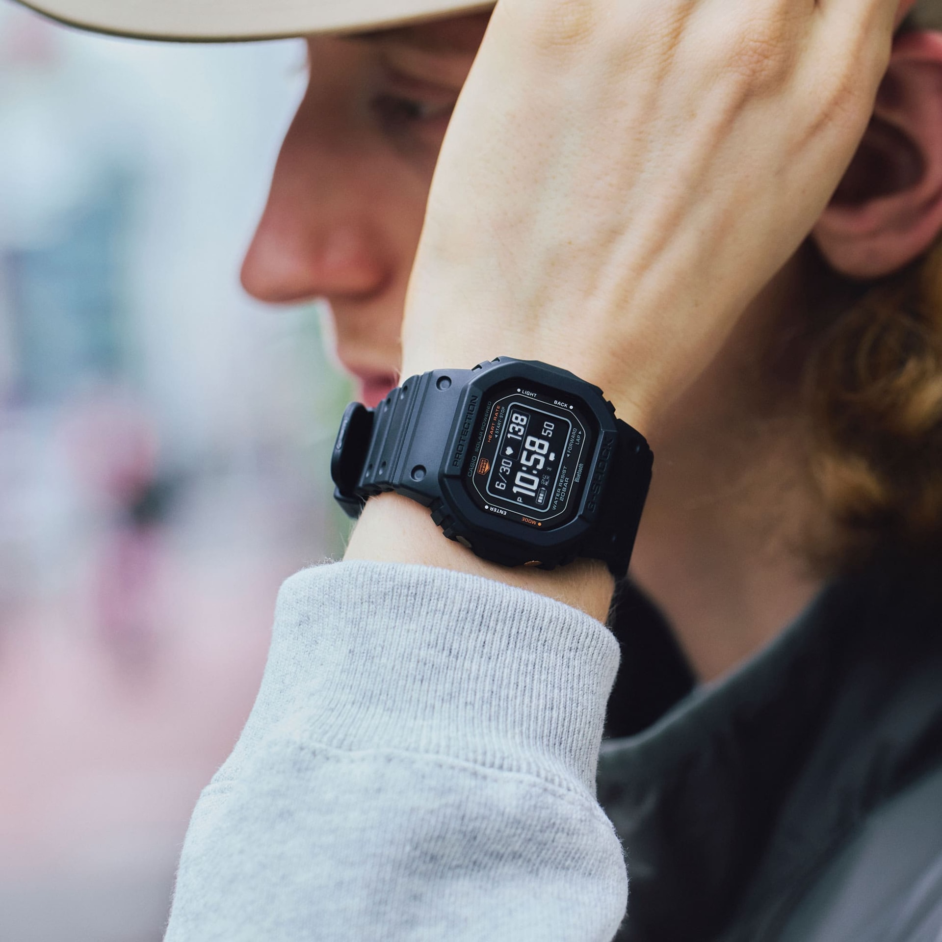 G-Shock DW-H5600-1DR
